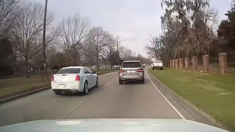 Πέταξε το Chrysler!